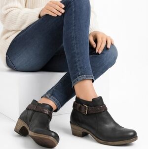 Dansko Tamara Black Leather Ankle Boots Braided Strap Chunky Heel Comfort 42/12
